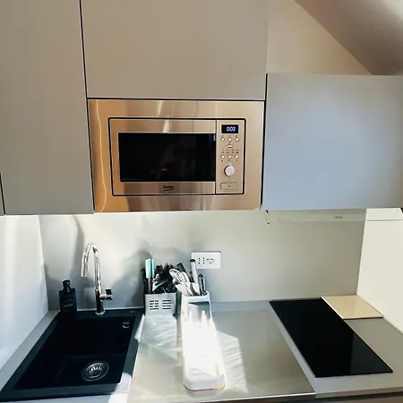 Apartament 38 *
