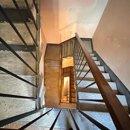 Apartament 38 *