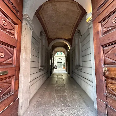 38 Apartament Mediolan